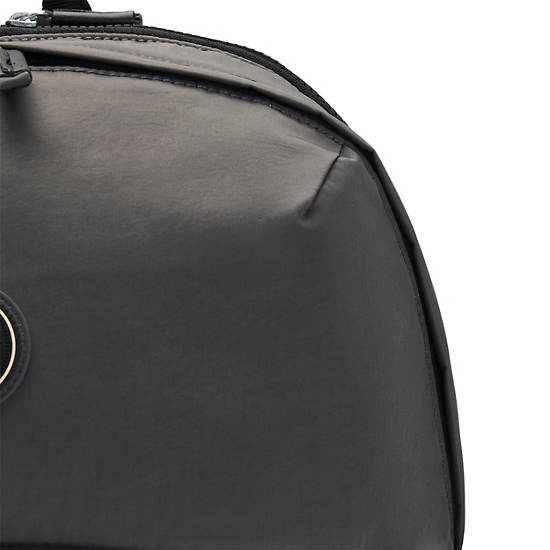 Black Kipling Ayano 16