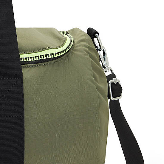 Olive Kipling Argus Small Duffle Bags | 329761TLM